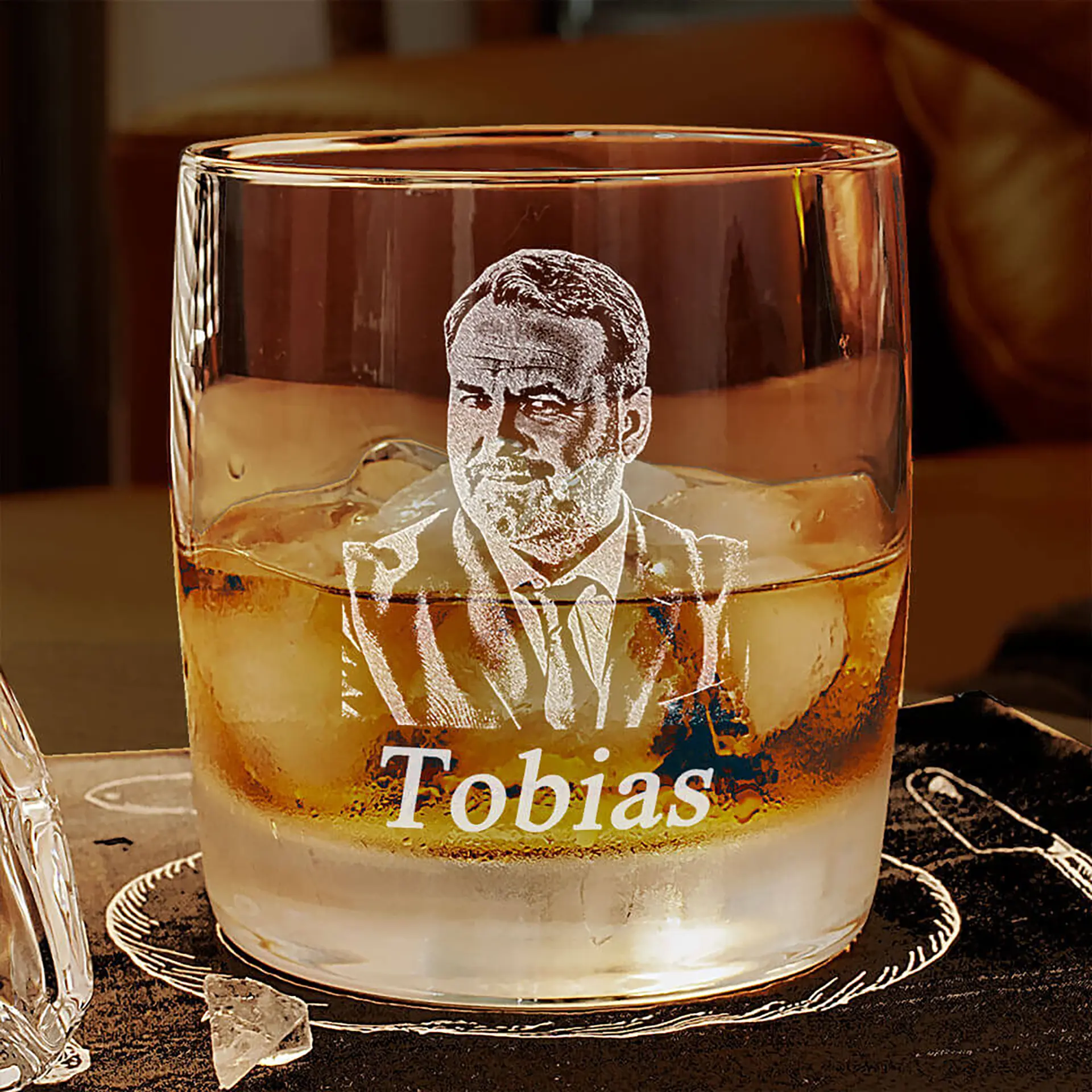 Whiskyglas mit Fotogravur
